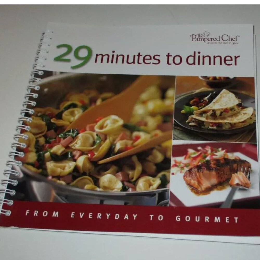 Cookbook Pampered Chef 29 Minutes to Dinner 2007 Softcover Cooking Recipe Book